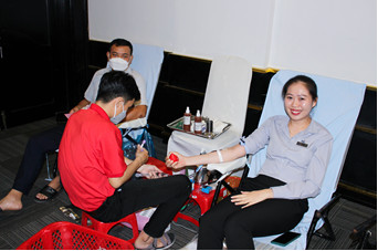   TTC và Hội doanh nhân trẻ Cần Thơ tổ chức chương trình hiến máu tình nguyện - Ảnh 1.