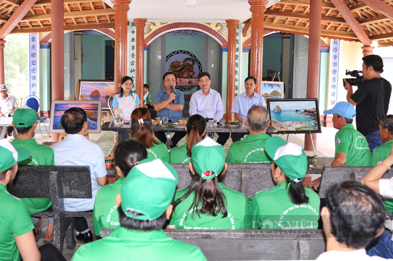 Bộ trưởng Lê Minh Hoan kiểm tra công tác chống khai thác IUU tại tỉnh Phú Yên - Ảnh 2.