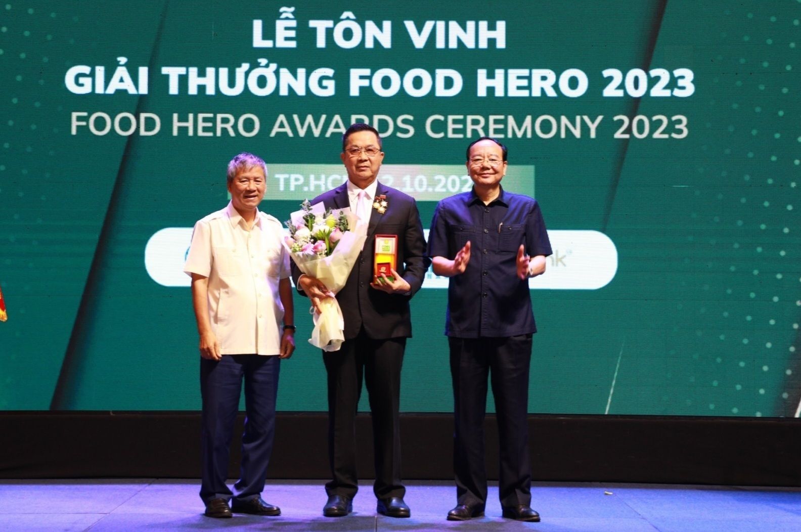 Người đàn ông Thái Lan được vinh danh “Anh hùng thực phẩm” với giải thưởng “công hiến trọn đời” - Ảnh 1.