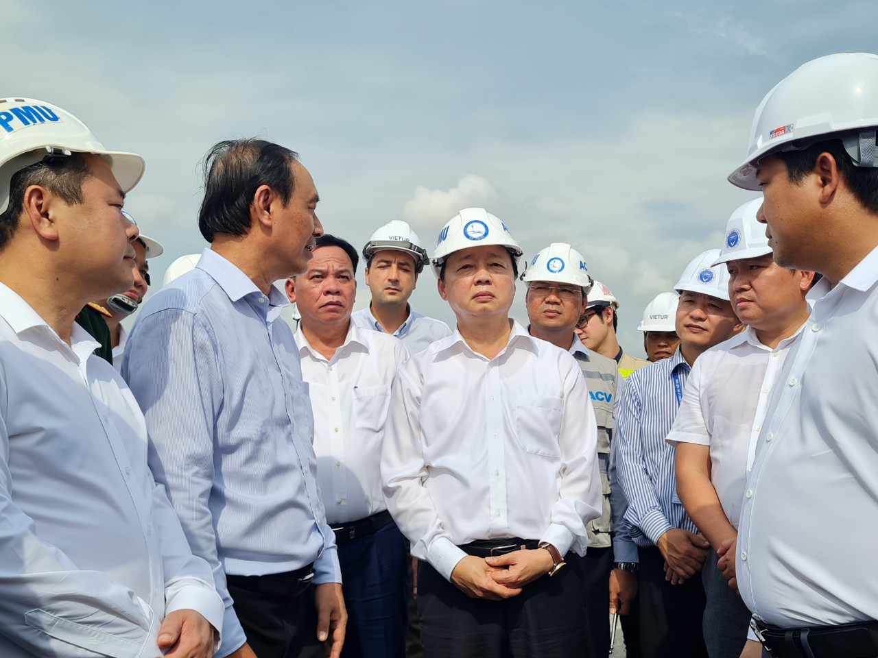 Phó Thủ tướng Trần Hồng Hà: “Sân bay Long Thành không được trễ hẹn” - Ảnh 3.