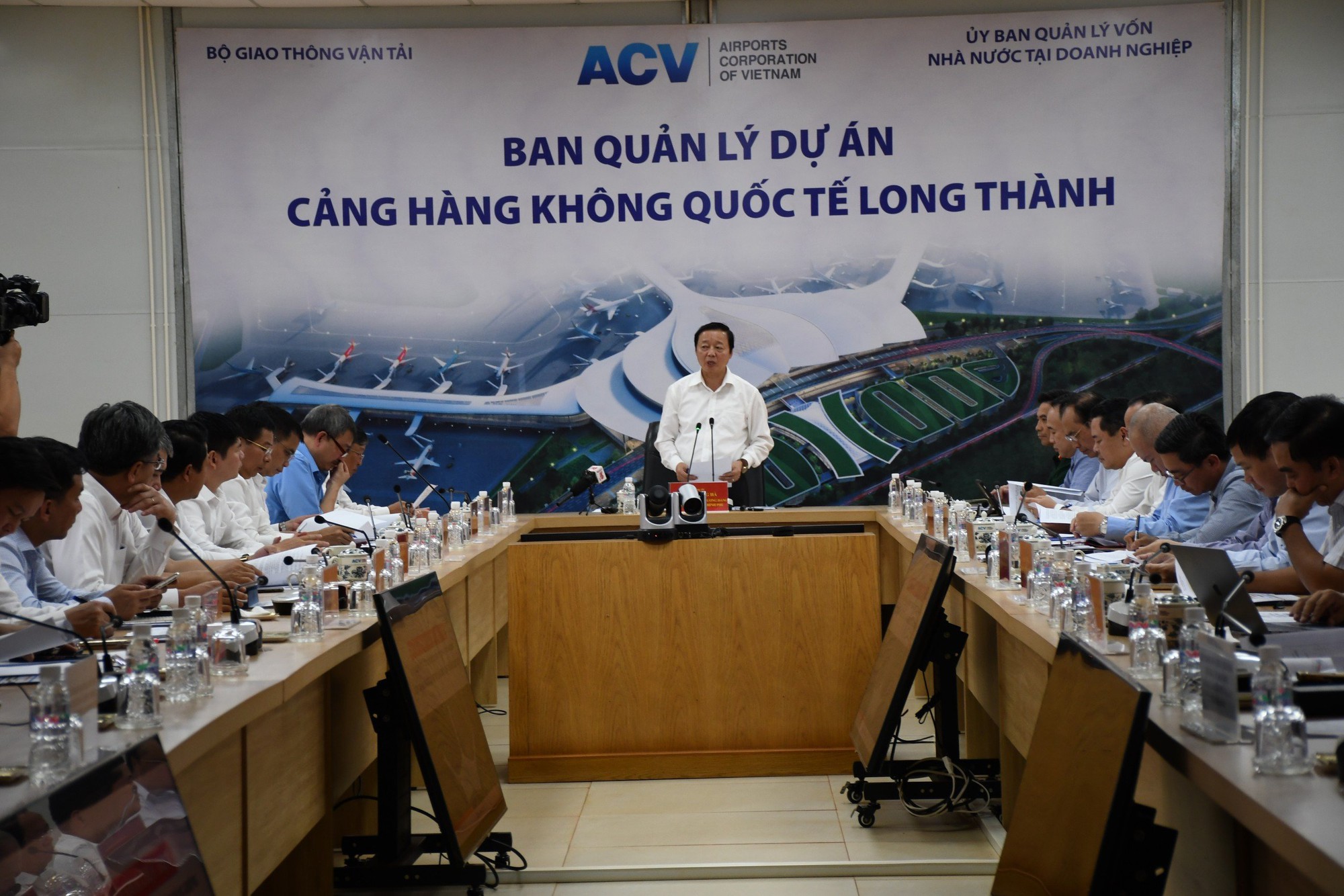 Phó Thủ tướng Trần Hồng Hà: “Sân bay Long Thành không được trễ hẹn” - Ảnh 4.