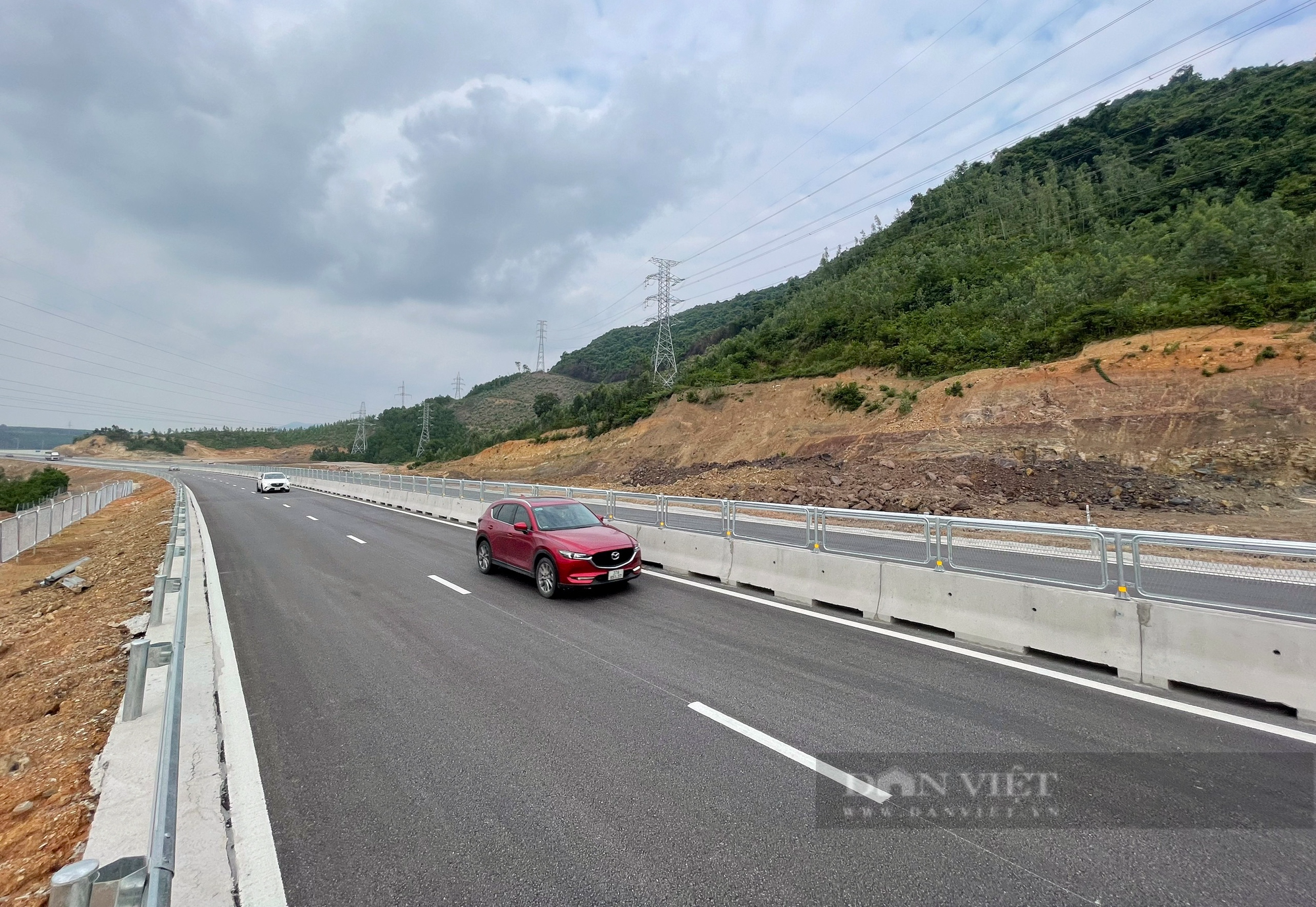 Cao tốc Bắc Nam đoạn Quốc lộ 45 Nghi Sơn, Nghi Sơn - Diễn Châu sau hơn 1 tháng đi vào hoạt động - Ảnh 2.