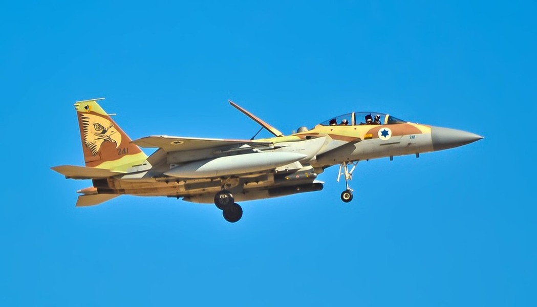 Tiêm kích F-15I Ra'am là &quot;át chủ bài&quot; của Israel trong chiến lược răn đe - Ảnh 11.
