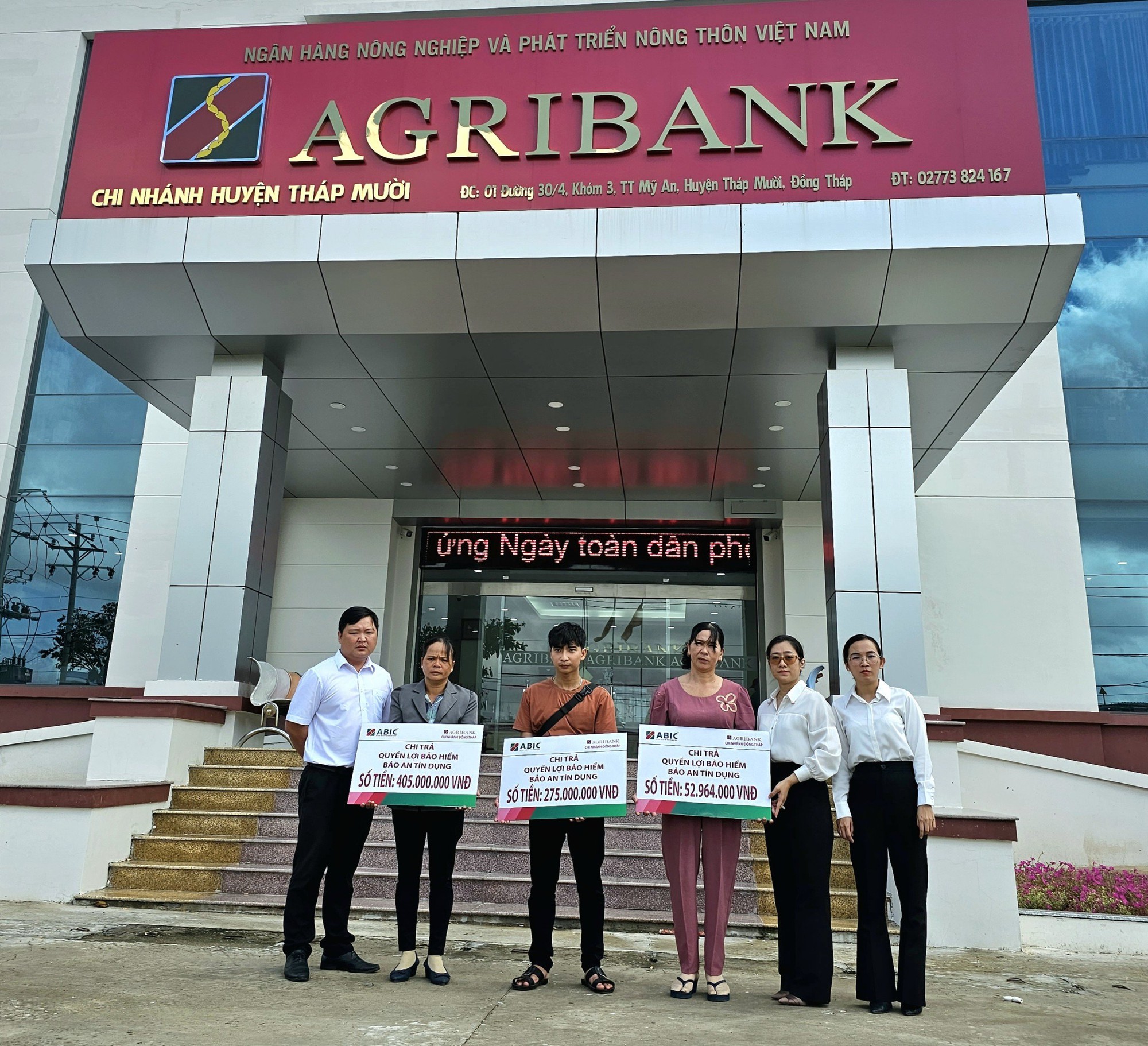 Bảo hiểm Agribank Cần Thơ chi trả quyền lợi Bảo an tín dụng hơn 732 triệu đồng cho 3 khách hàng ở Đồng Tháp - Ảnh 1.