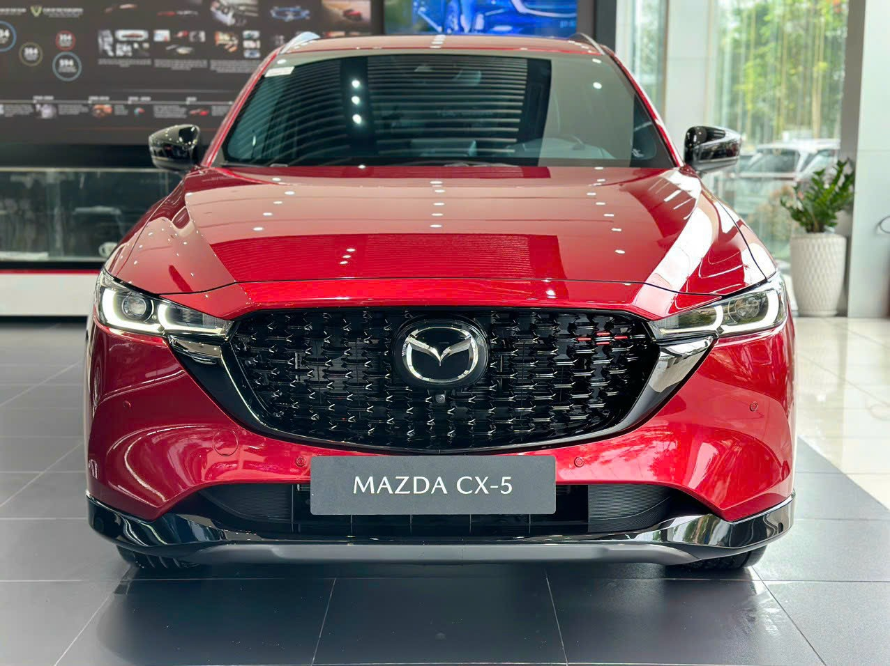 Giá xe Mazda CX-5 tháng 10/2023: Chưa ngừng giảm dù bán chạy nhất phân khúc - Ảnh 1.