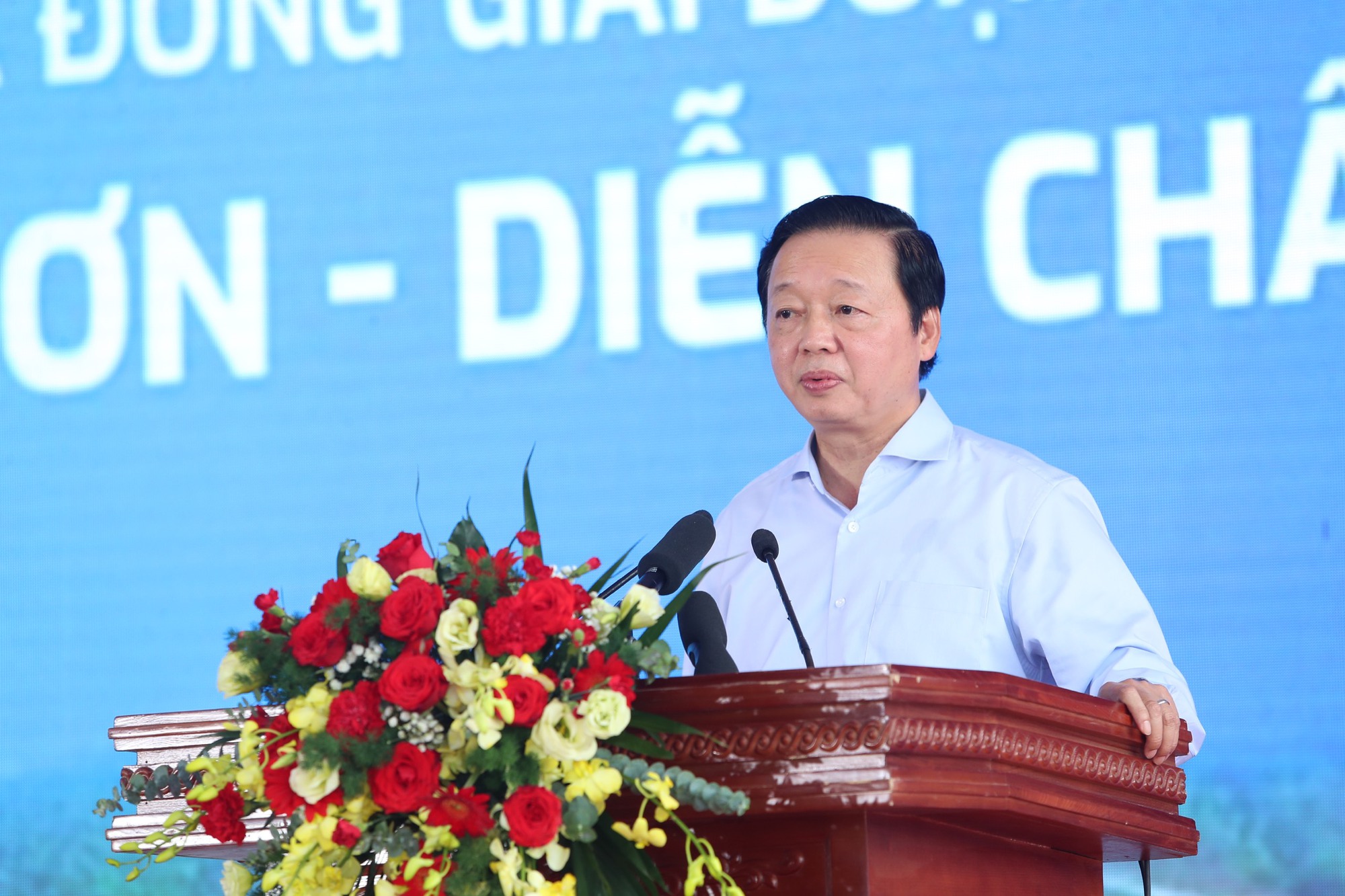 Hai dự án cao tốc Bắc - Nam qua tỉnh Thanh Hoá và Nghệ An chính thức khánh thành - Ảnh 1.
