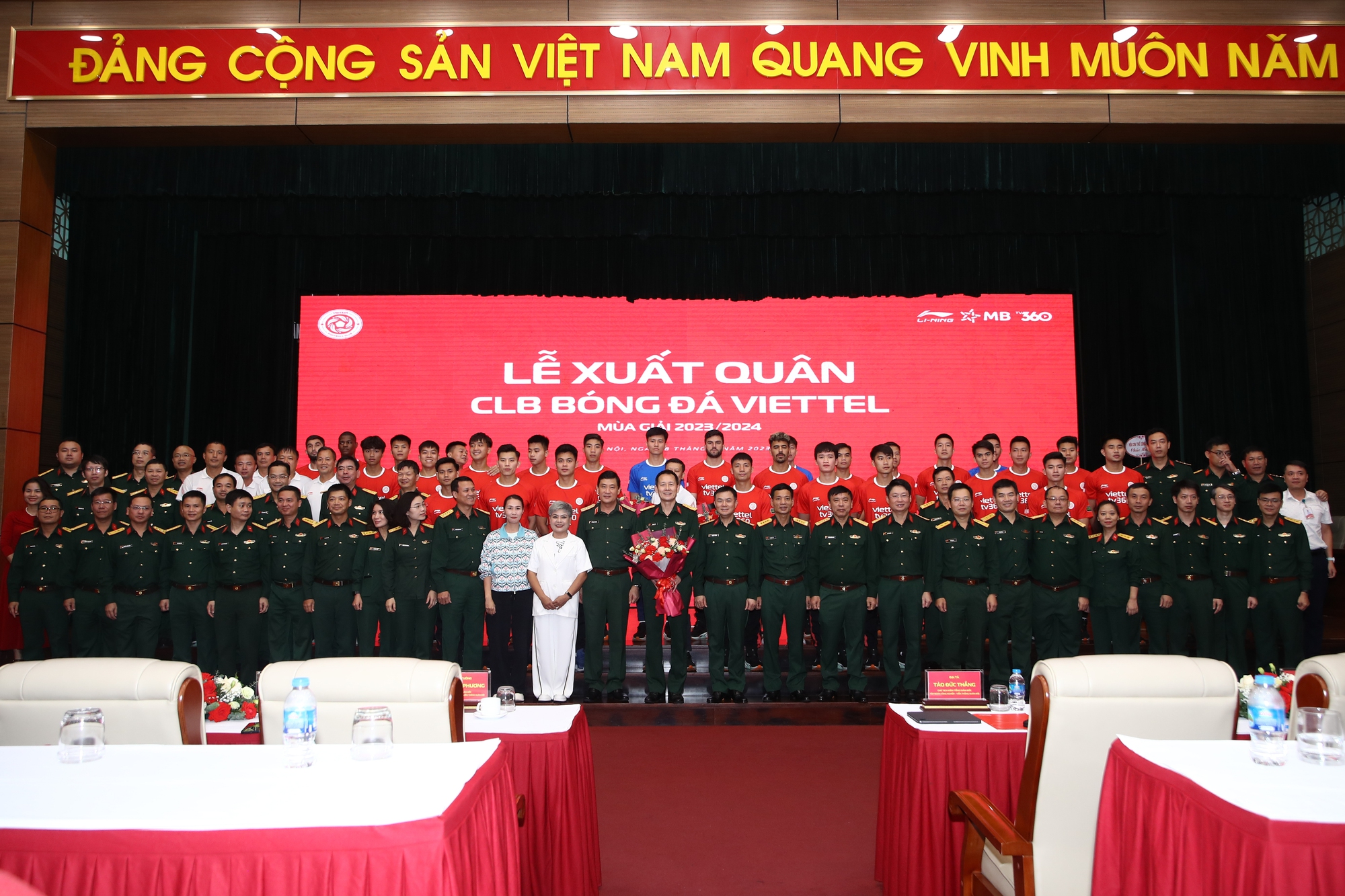 Viettel FC đặt mục tiêu top 3 và cạnh tranh ngôi vô địch tại V.League 2023/2024 - Ảnh 2.