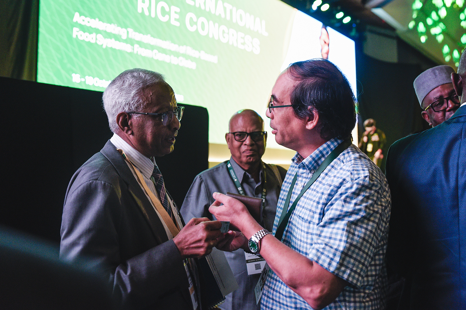 Ngưỡng mộ ngành lúa gạo Việt Nam, nhiều nước châu Phi mong muốn hợp tác sâu rộng lĩnh vực nông nghiệp - Ảnh 4.