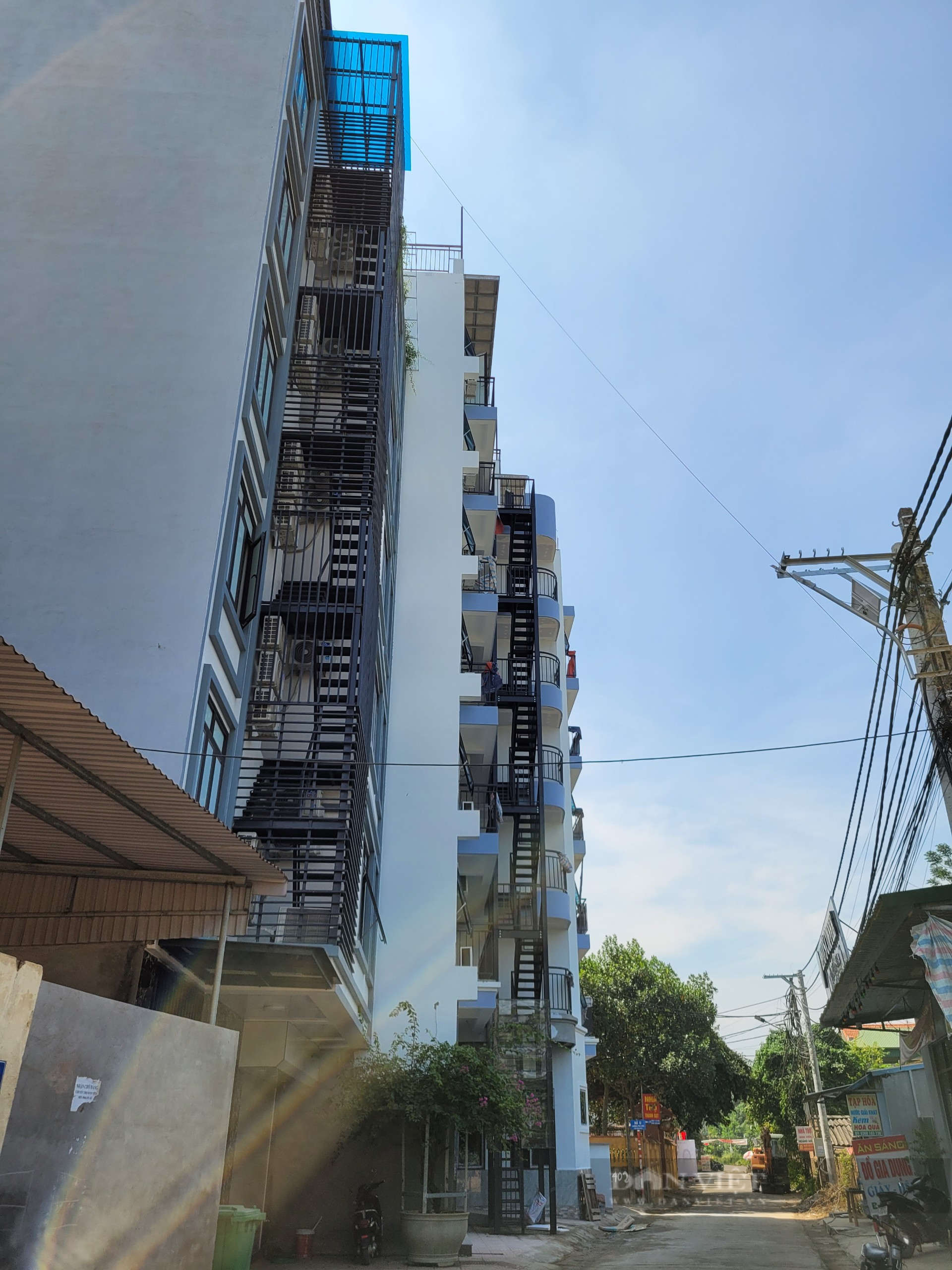 Hàng loạt chung cư mini bề thế cùng khu với công trình xây vượt 5 tầng, gần 200 căn hộ ở Thạch Thất - Ảnh 7.