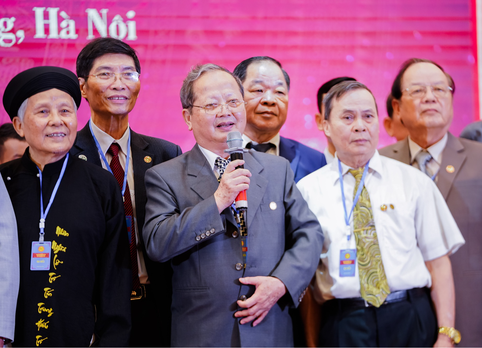Nguyên Bộ trưởng Hà Quang Dự tái đắc cử Chủ tịch Hội đồng họ Hà Việt Nam - Ảnh 6.