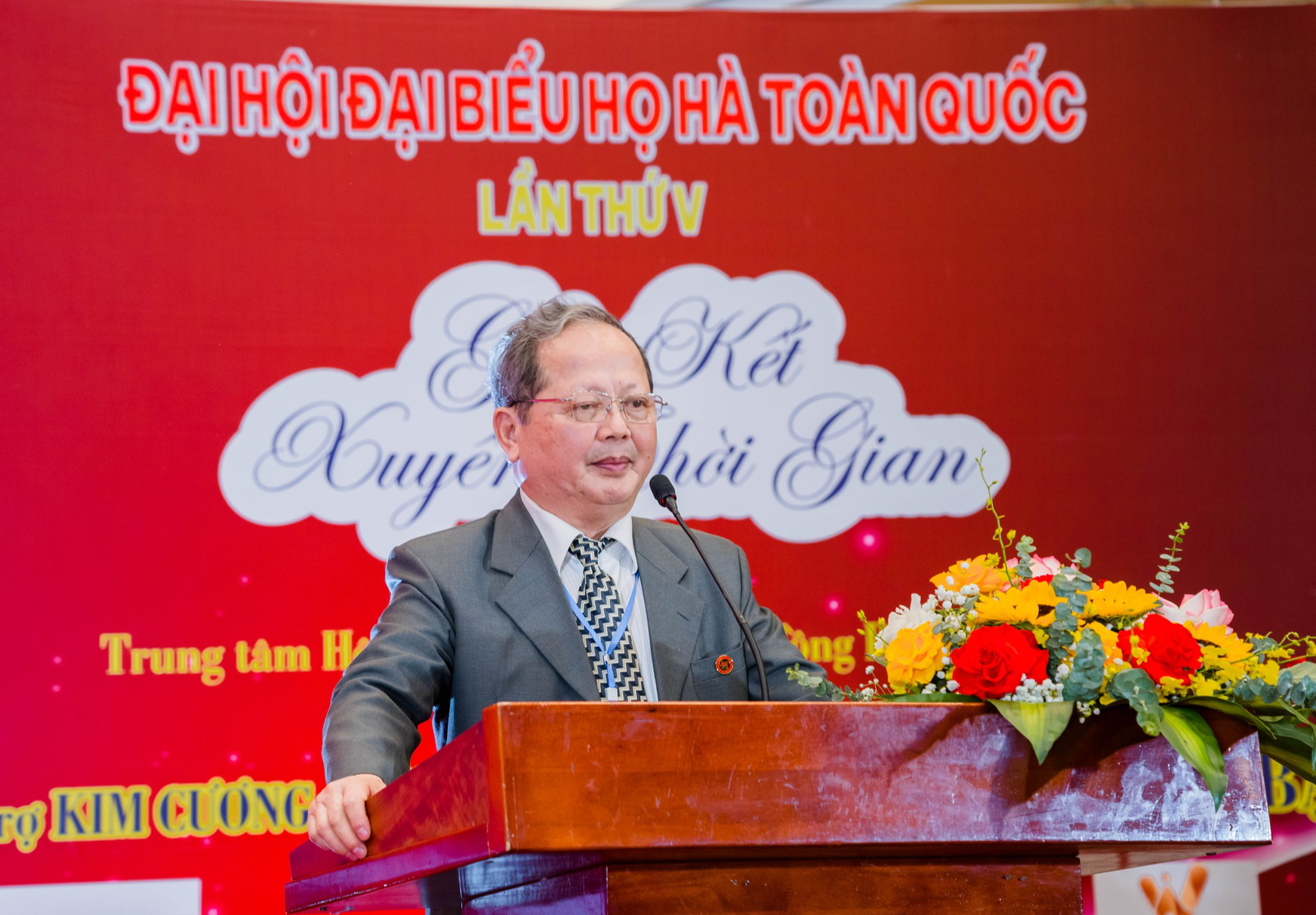 Nguyên Bộ trưởng Hà Quang Dự tái đắc cử Chủ tịch Hội đồng họ Hà Việt Nam - Ảnh 2.