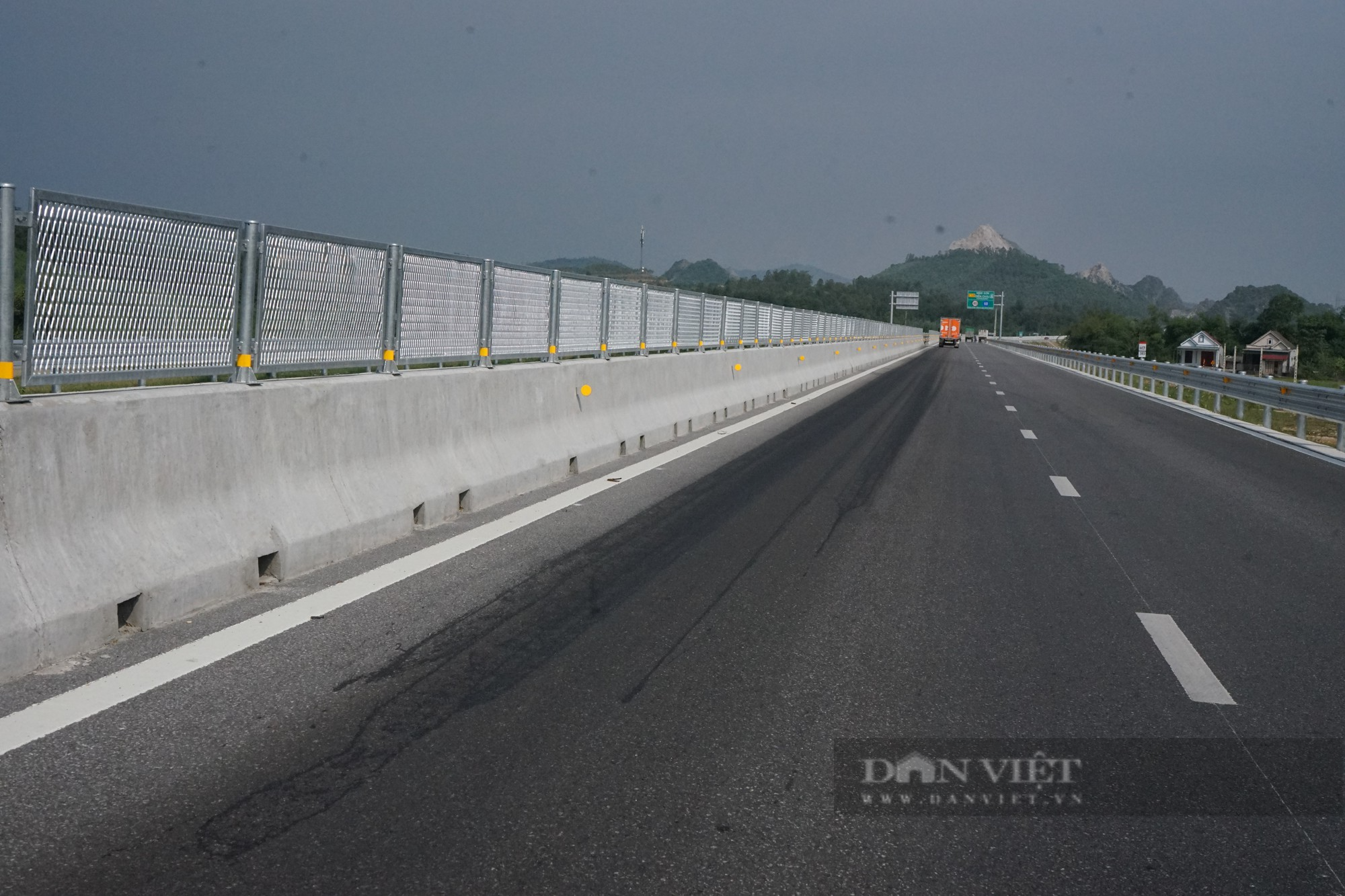 Tập đoàn Xây dựng giao thông Trung Quốc ngỏ ý muốn tham gia xây dựng đường cao tốc Bắc - Nam - Ảnh 1.