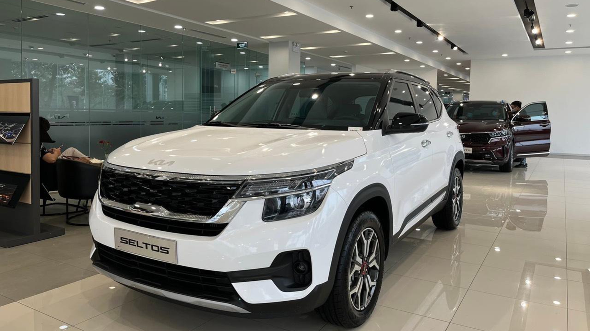 Giá Xe KIA Seltos Lăn Bánh Tháng 1/2024: Giảm Giá đấu Hyundai Creta