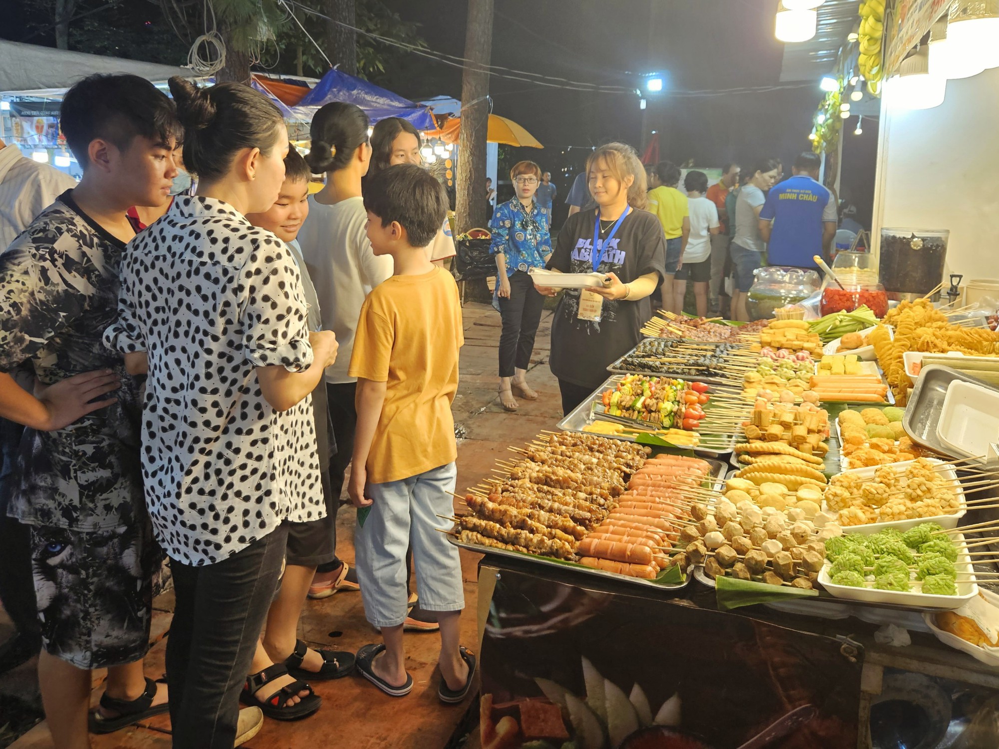 Thỏa sức khám phá 126 món ăn đặc sắc trên bản đồ ẩm thực Việt Nam - Ảnh 7.
