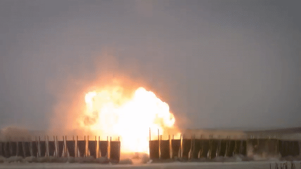 Sức mạnh đáng sợ của hệ thống tên lửa phóng loạt của Israel - Ảnh 20.