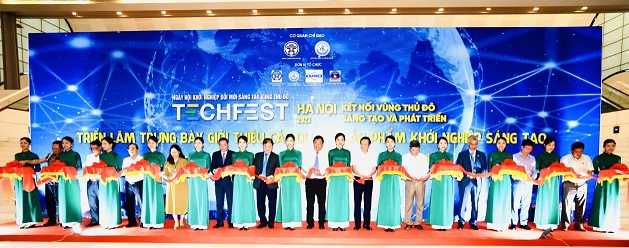 Thứ trưởng Bộ KH&CN Lê Xuân Định: Techfest Hà Nội 2023 góp phần lan tỏa tinh thần khởi nghiệp, đổi mới sáng tạo- Ảnh 4.