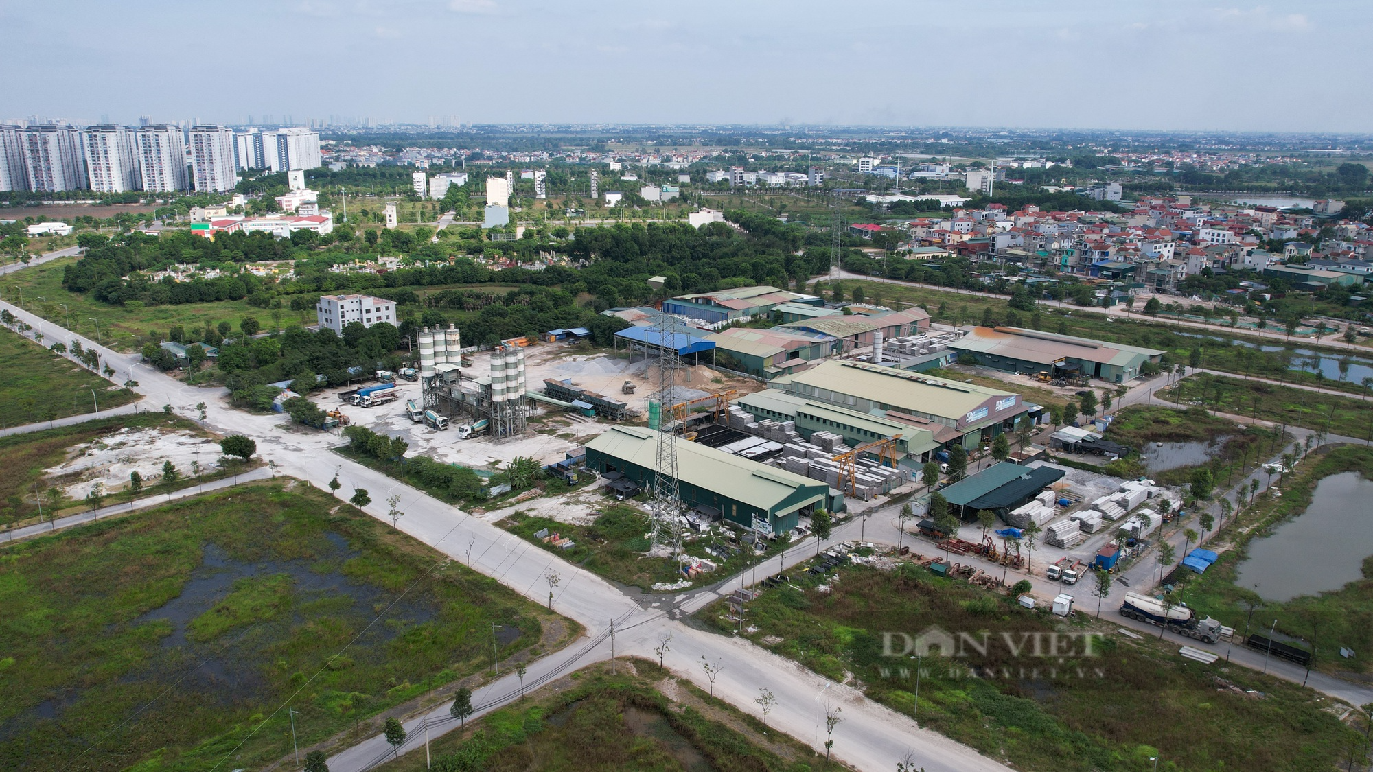 Hình ảnh trạm cấp nước Thanh Hà bị người dân phản đối vì gần nghĩa trang và mương ô nhiễm - Ảnh 6.