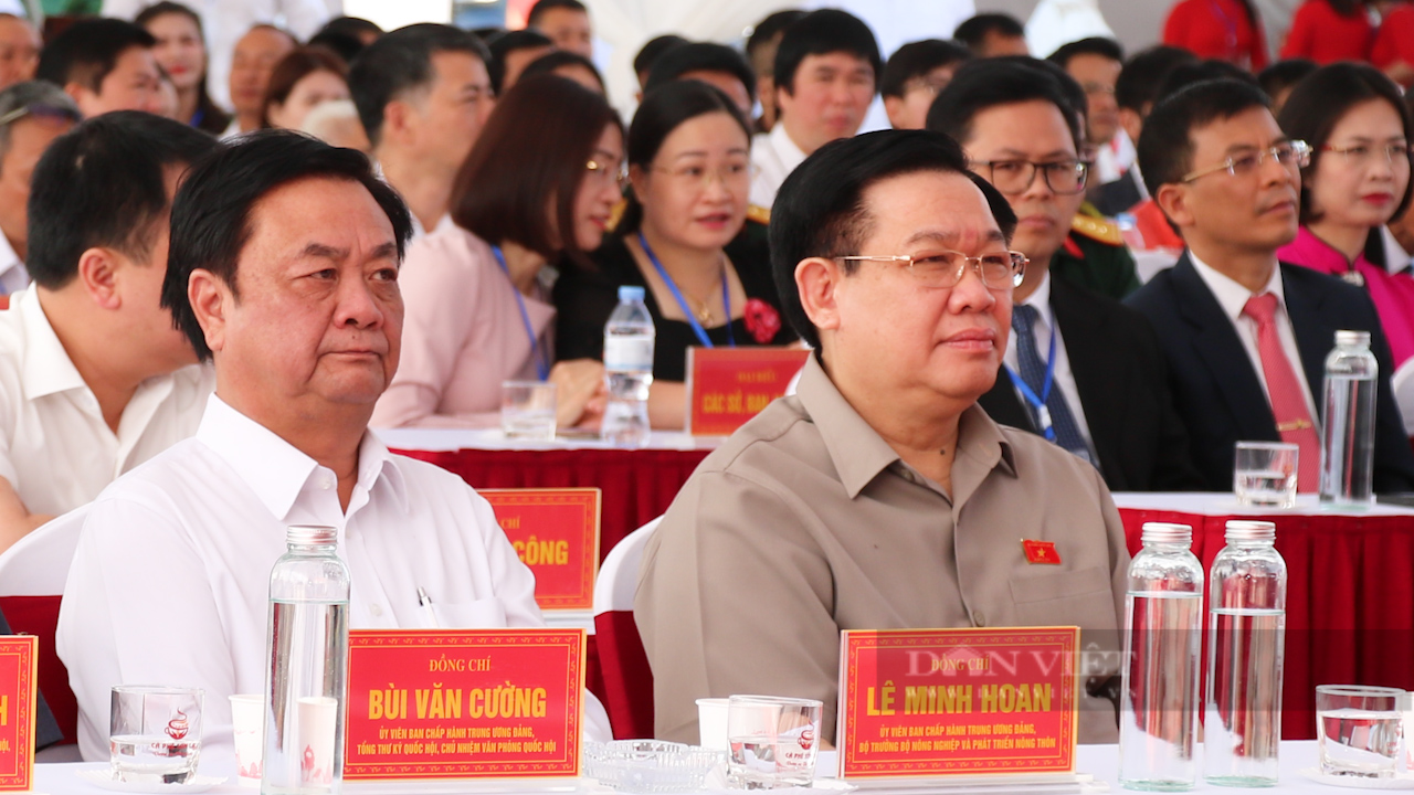 Chủ tịch Quốc hội Vương Đình Huệ dự Lễ khánh thành Nhà máy chế biến cà phê Sơn La - Ảnh 4.