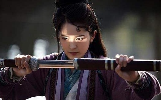 Nữ cao thủ nào trong tiểu thuyết Kim Dung đánh bại 3.000 binh sĩ chỉ với... 1 cây gậy trúc? - Ảnh 3.