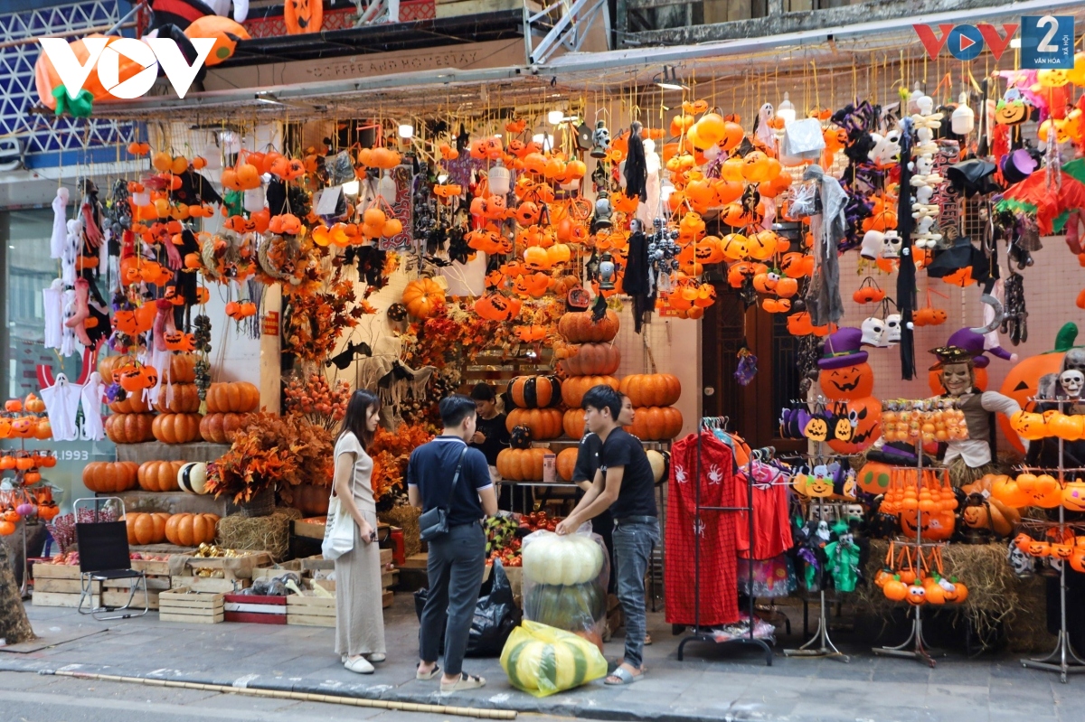 Muôn sắc Halloween lên phố Hàng Mã   - Ảnh 11.