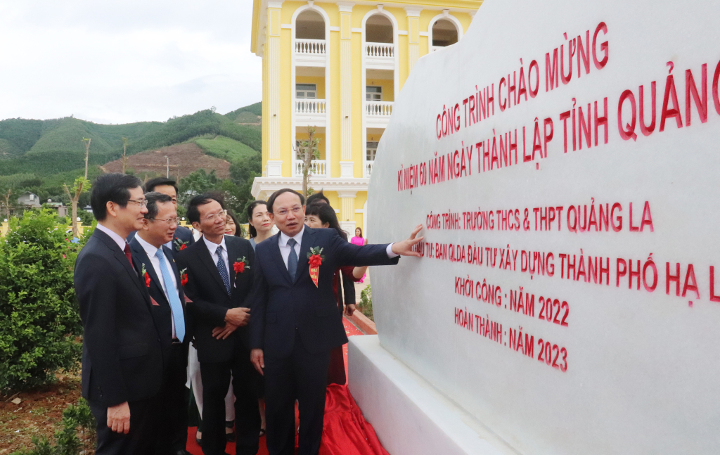 Quảng Ninh gắn biển loạt công trình chào mừng 60 năm Ngày thành lập tỉnh - Ảnh 7.