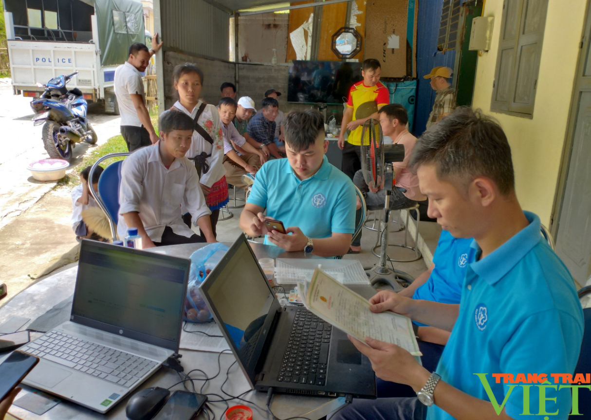 Chuyển đổi số, tạo nền tảng giúp BHXH huyện Phong Thổ nâng cao hiệu quả quản lý và lợi ích cho người dân - Ảnh 5.