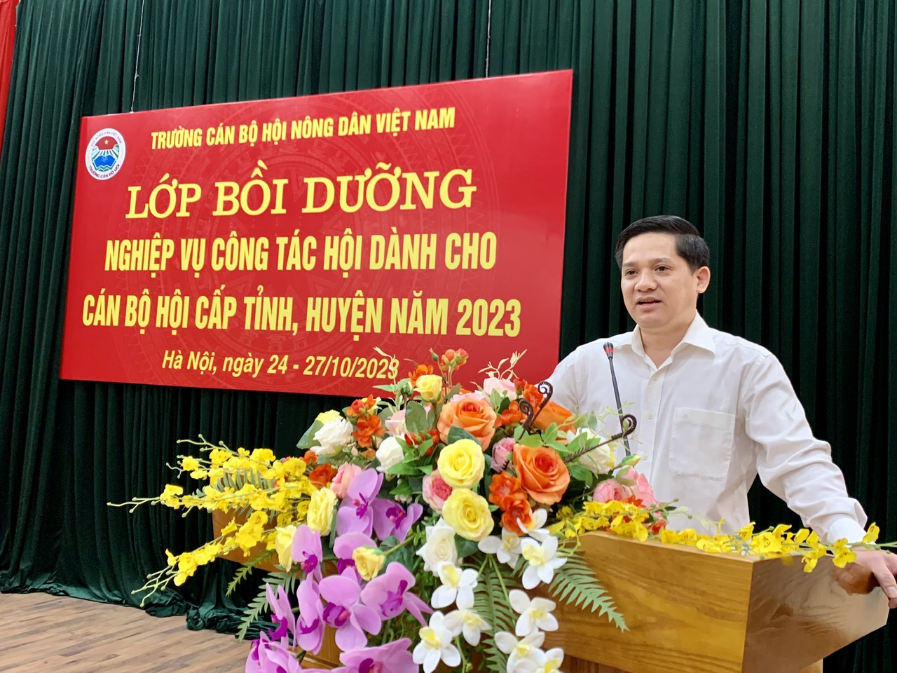 Trường Cán bộ Hội Nông dân Việt Nam khai giảng lớp bồi dưỡng nghiệp vụ công tác Hội cho cán bộ Hội cấp tỉnh, huyện - Ảnh 1.