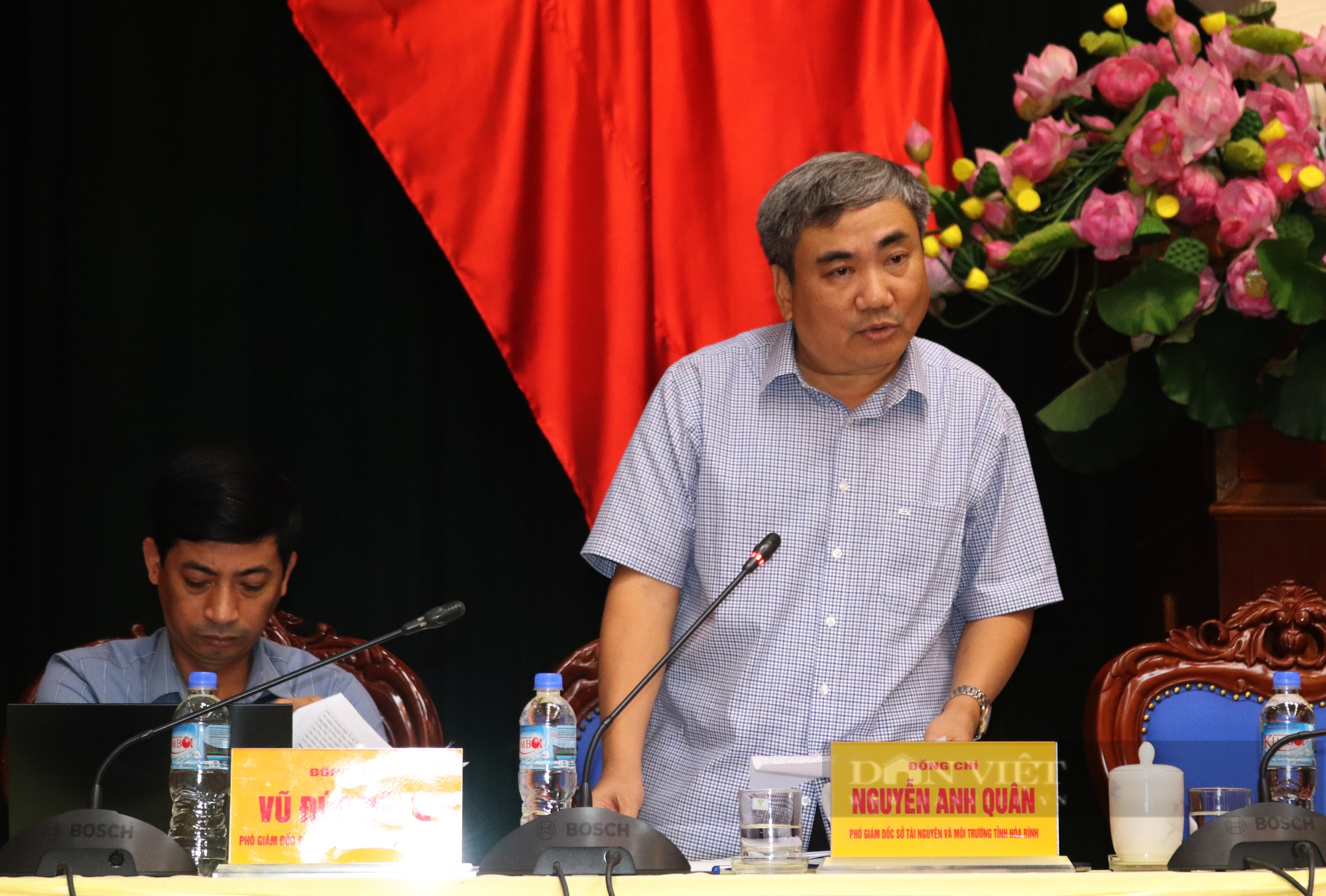 Chủ tịch UBND tỉnh Hòa Bình lần đầu tiên đối thoại với nông dân năm 2023 - Ảnh 11.