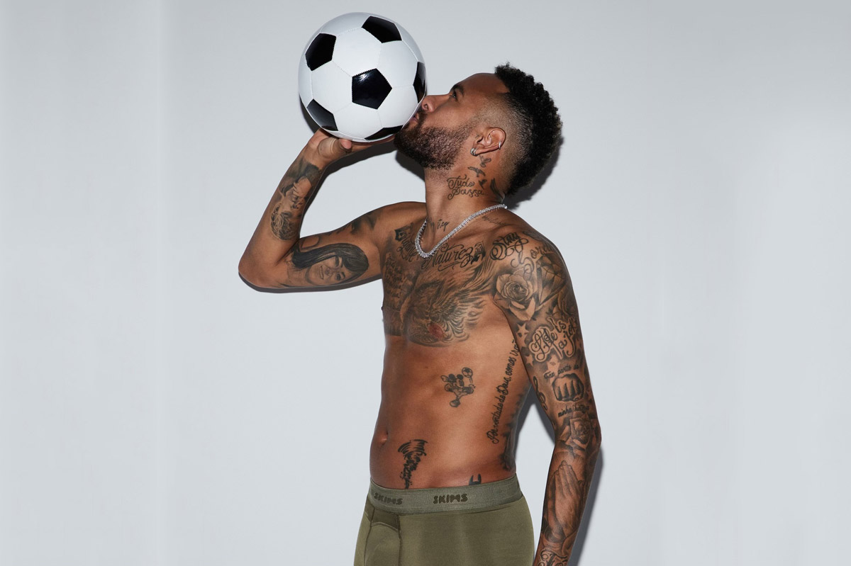 Neymar “gây sốt” khi quảng cáo đồ lót của Kim Kardashian - Ảnh 3.