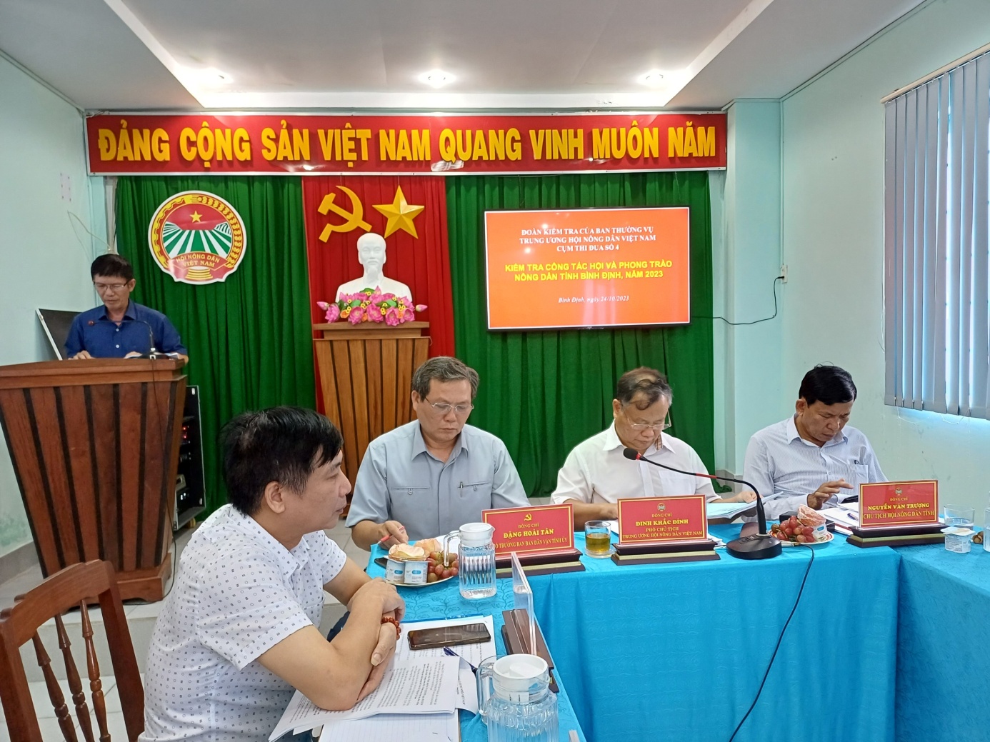 Kiểm tra công tác Hội và phong trào nông dân tỉnh Bình Định năm 2023 - Ảnh 1.