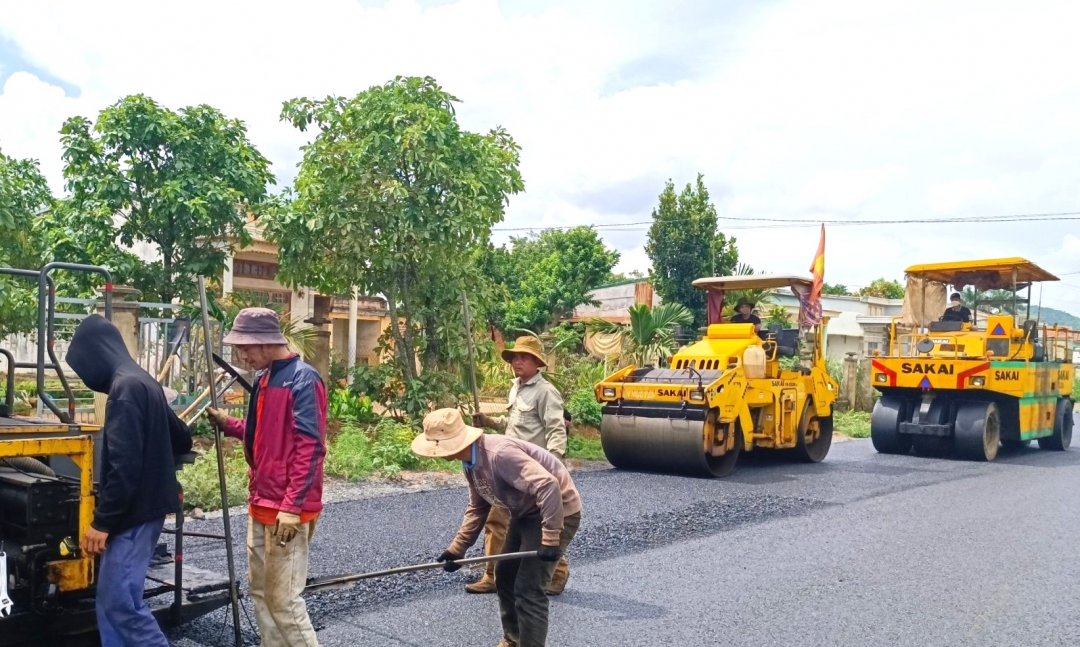 Hàng loạt dự án ở Đắk Lắk mới giải ngân vốn đầu tư công từ 0 đến 2% - Ảnh 1.