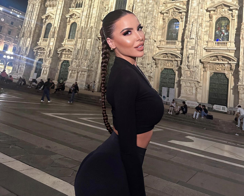 Nữ phóng viên thể thao xinh đẹp có ngoại hình giống Kim Kardashian - Ảnh 5.