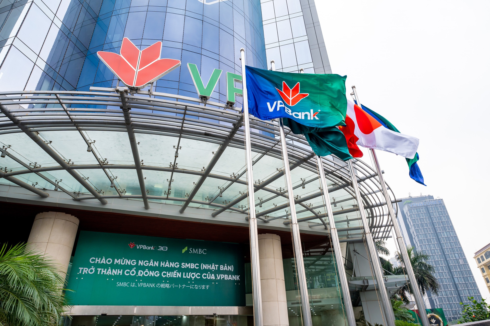 VPBank ghi nhận thanh khoản dồi dào, tăng trưởng tín dụng chọn lọc, chốt ngày chia cổ tức tiền mặt - Ảnh 1.