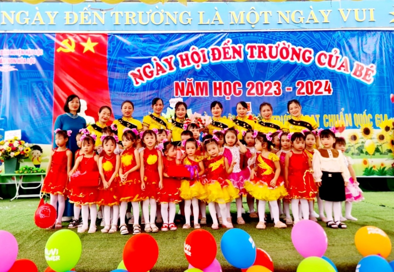 Trường mầm non Hòa Lộc công nhân lại chuẩn quốc gia mức độ 1 - Ảnh 1.
