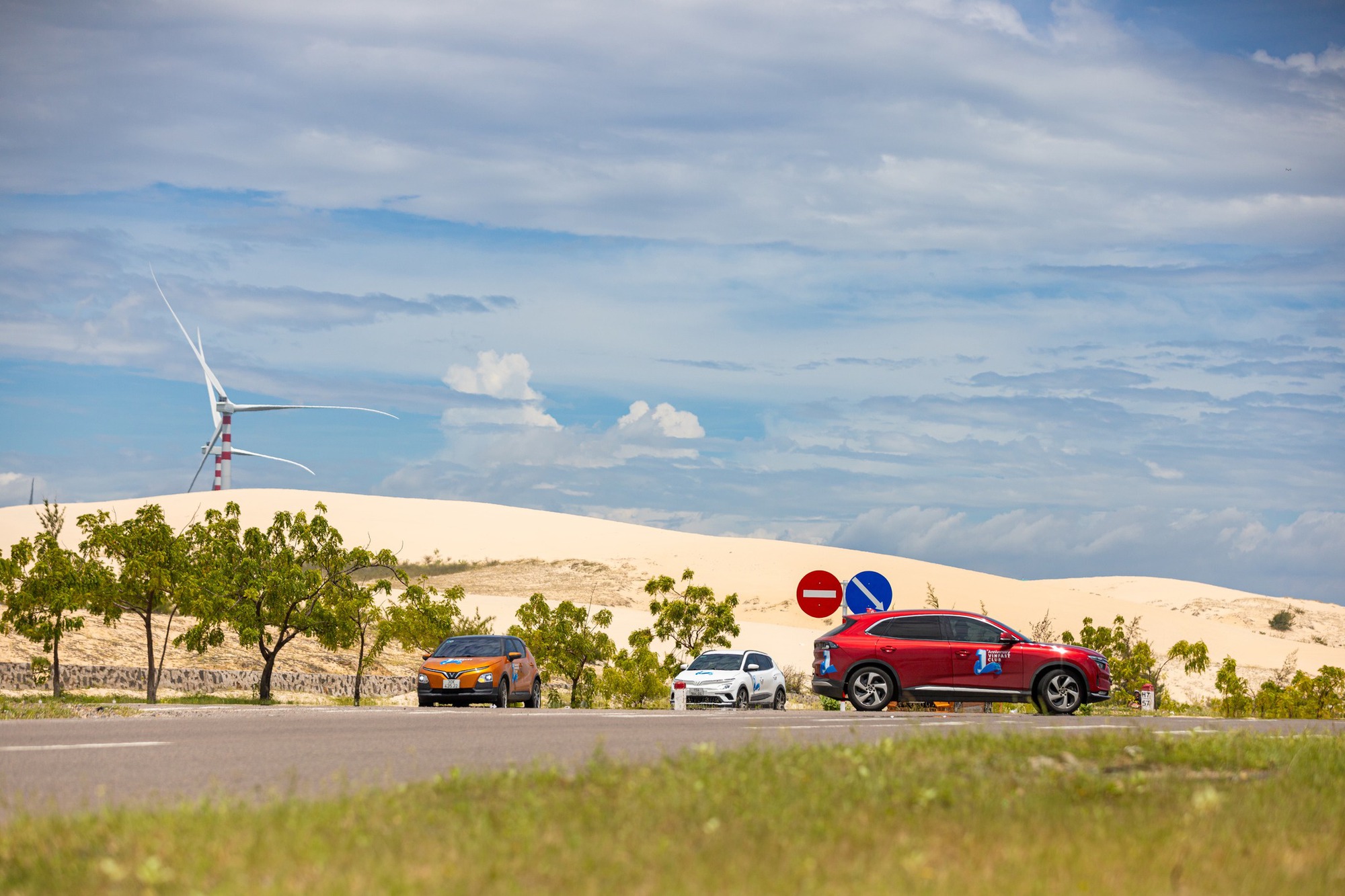 Hành trình chinh phục 4.000 km xuyên Việt của nhóm chủ xe điện VinFast - Ảnh 4.