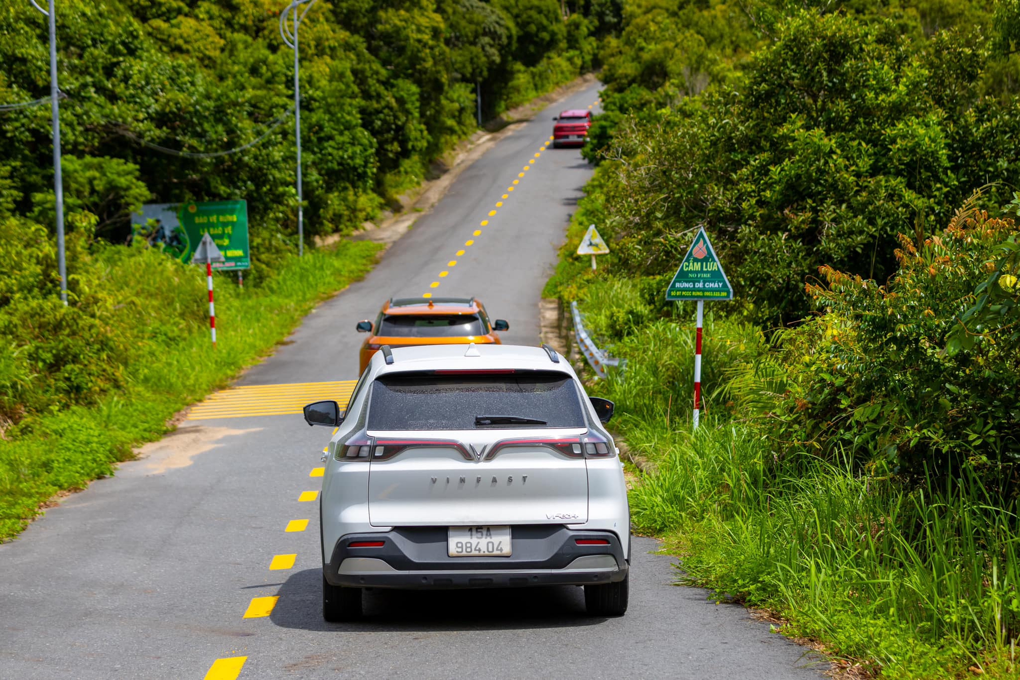 Hành trình chinh phục 4.000 km xuyên Việt của nhóm chủ xe điện VinFast - Ảnh 9.