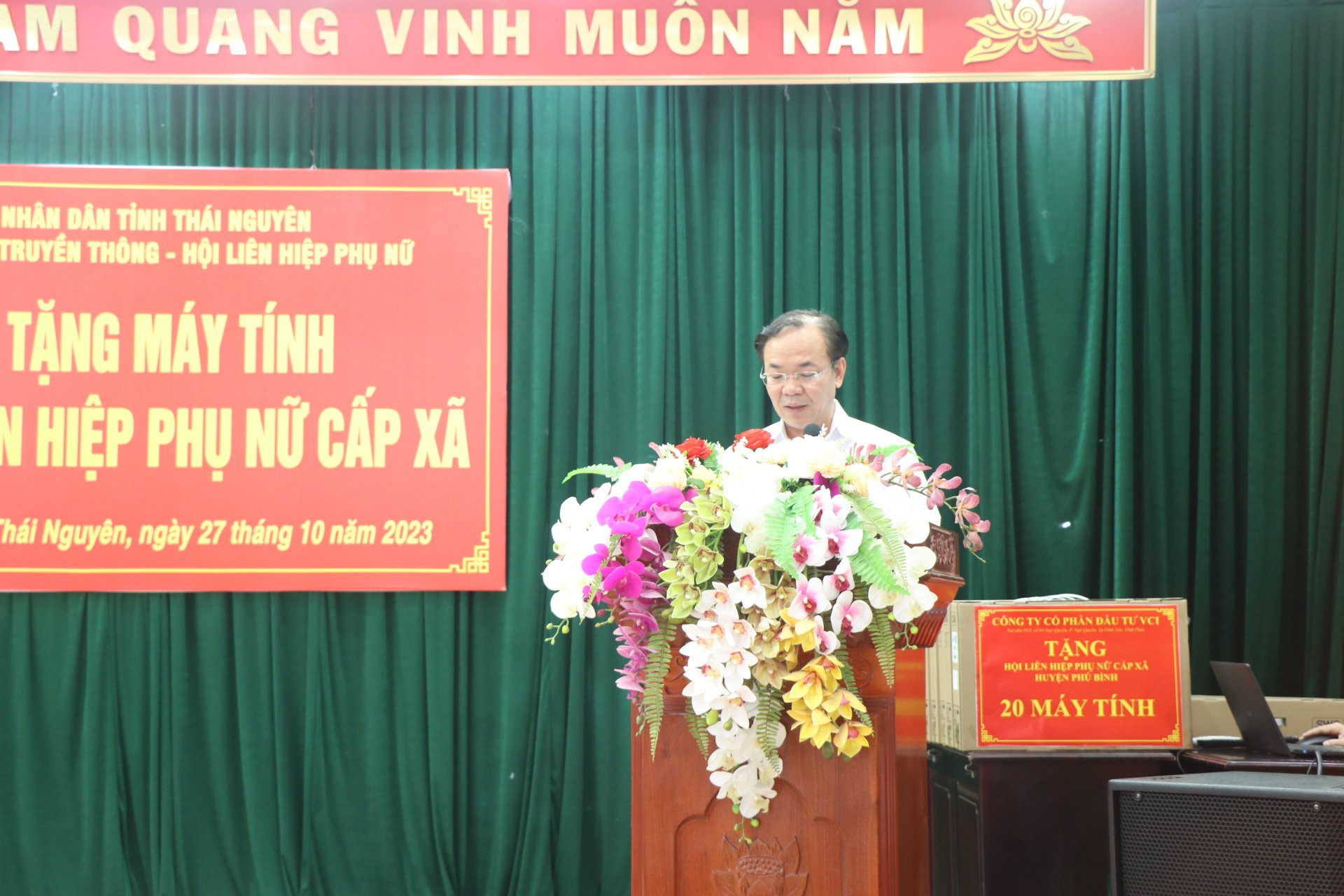 Nâng cao vai trò chuyển đổi số ở Thái Nguyên: Tặng 166 máy tính cho Hội Liên hiệp phụ nữ cấp xã - Ảnh 3.