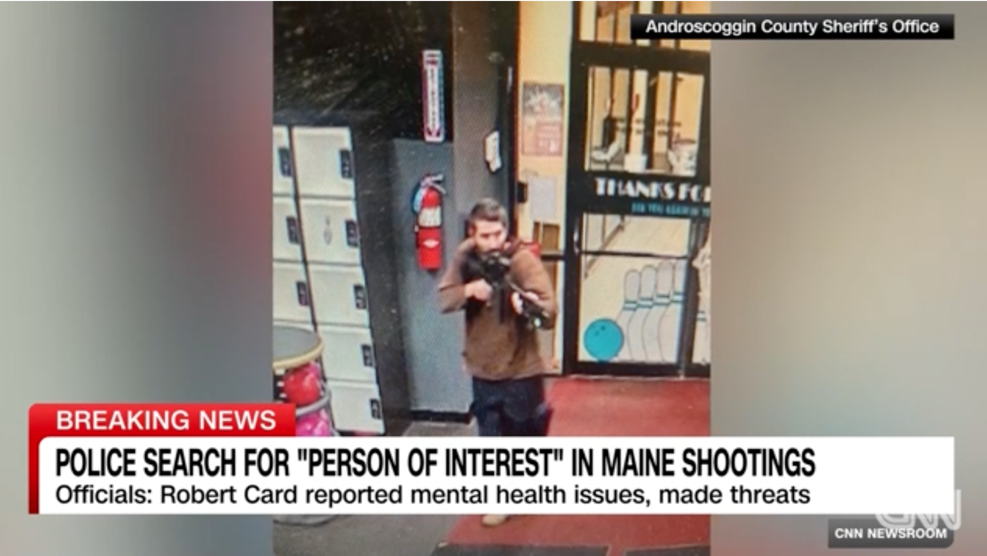 Tìm thấy nghi phạm xả súng hàng loạt ở Maine đã chết - Ảnh 1.