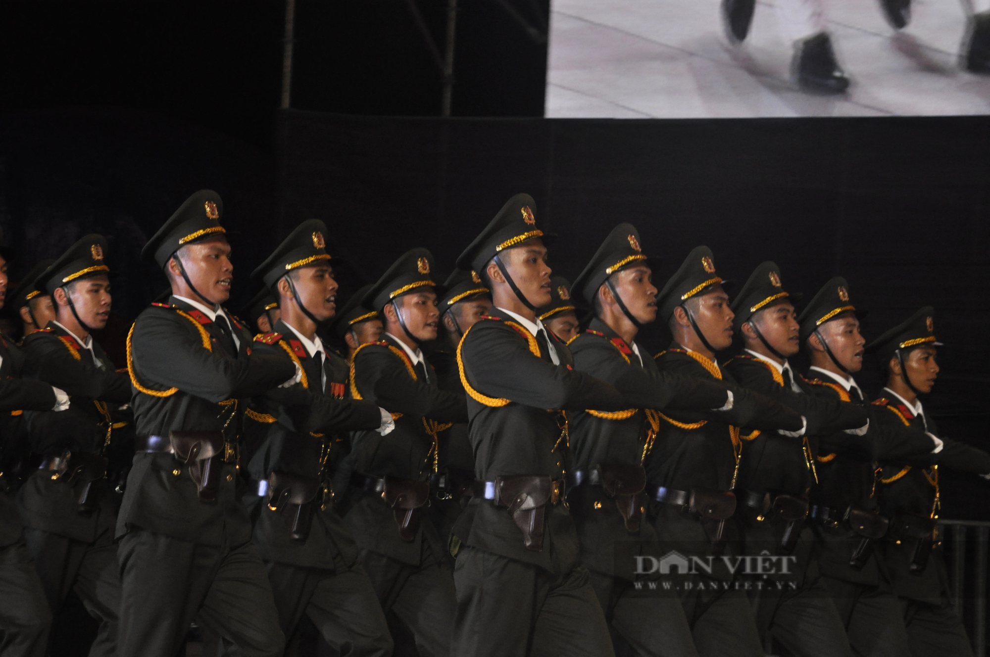 Mãn nhãn với màn trống hội lớn nhất Việt Nam trong lễ kỷ niệm 60 năm Ngày thành lập tỉnh Quảng Ninh - Ảnh 5.