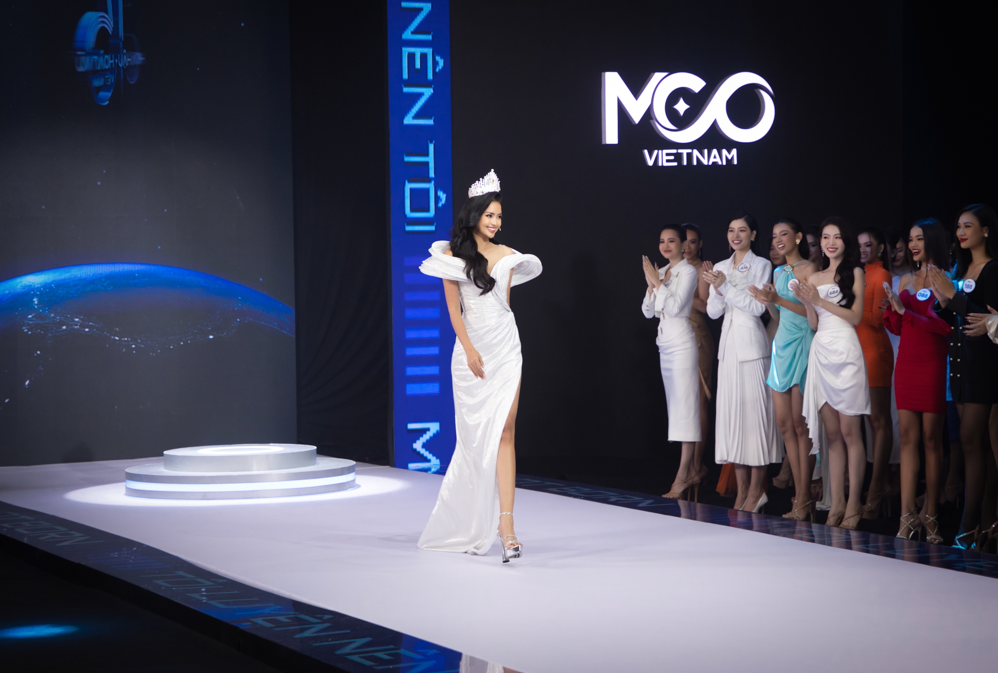Ra mắt Top 59 Hoa hậu Hoàn vũ Việt Nam - Miss Cosmo Vietnam 2023 tại TP.HCM - Ảnh 3.