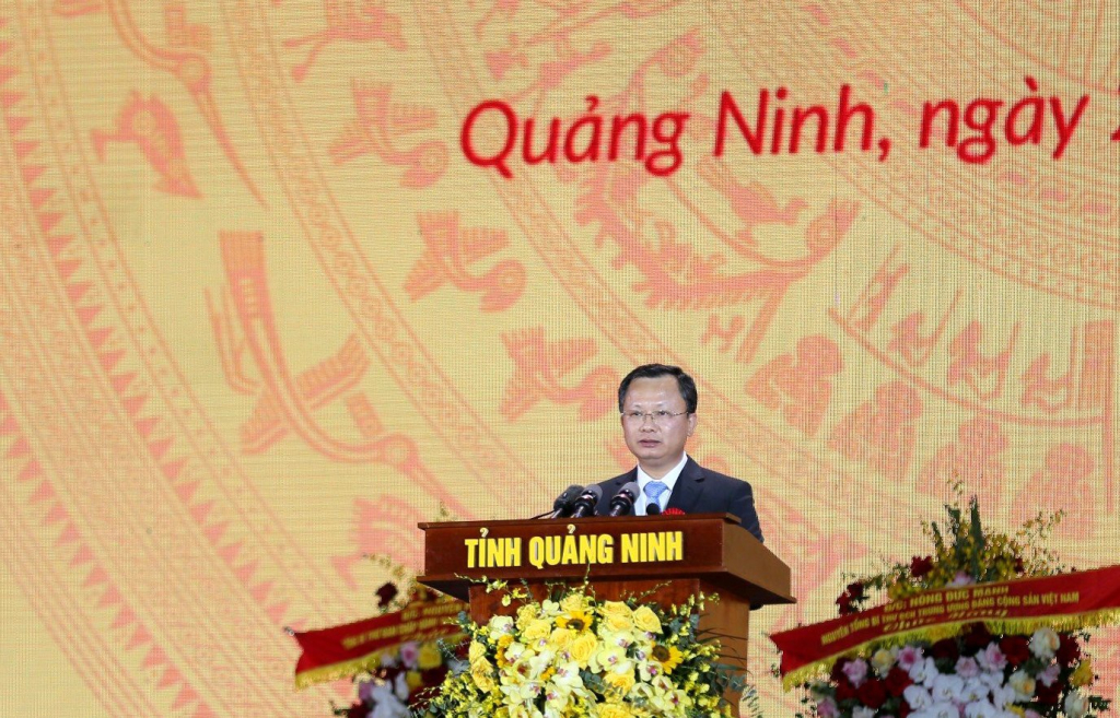 Chủ tịch nước Võ Văn Thưởng: Xây dựng Quảng Ninh trở thành một tỉnh kiểu mẫu, giàu đẹp, văn minh, hiện đại - Ảnh 4.