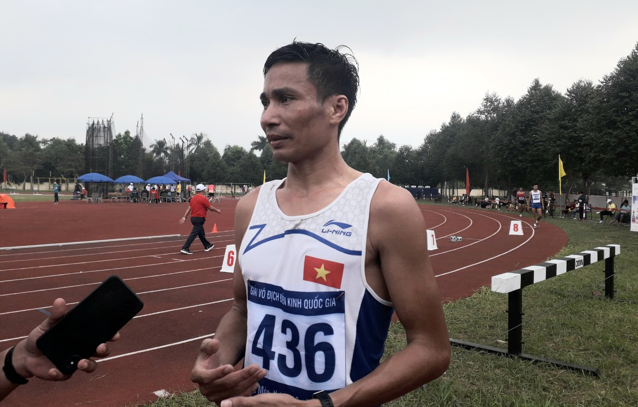 &quot;Người thép&quot; Nguyễn Văn Lai chỉ ra &quot;bí kíp&quot; chinh phục đường chạy marathon - Ảnh 3.