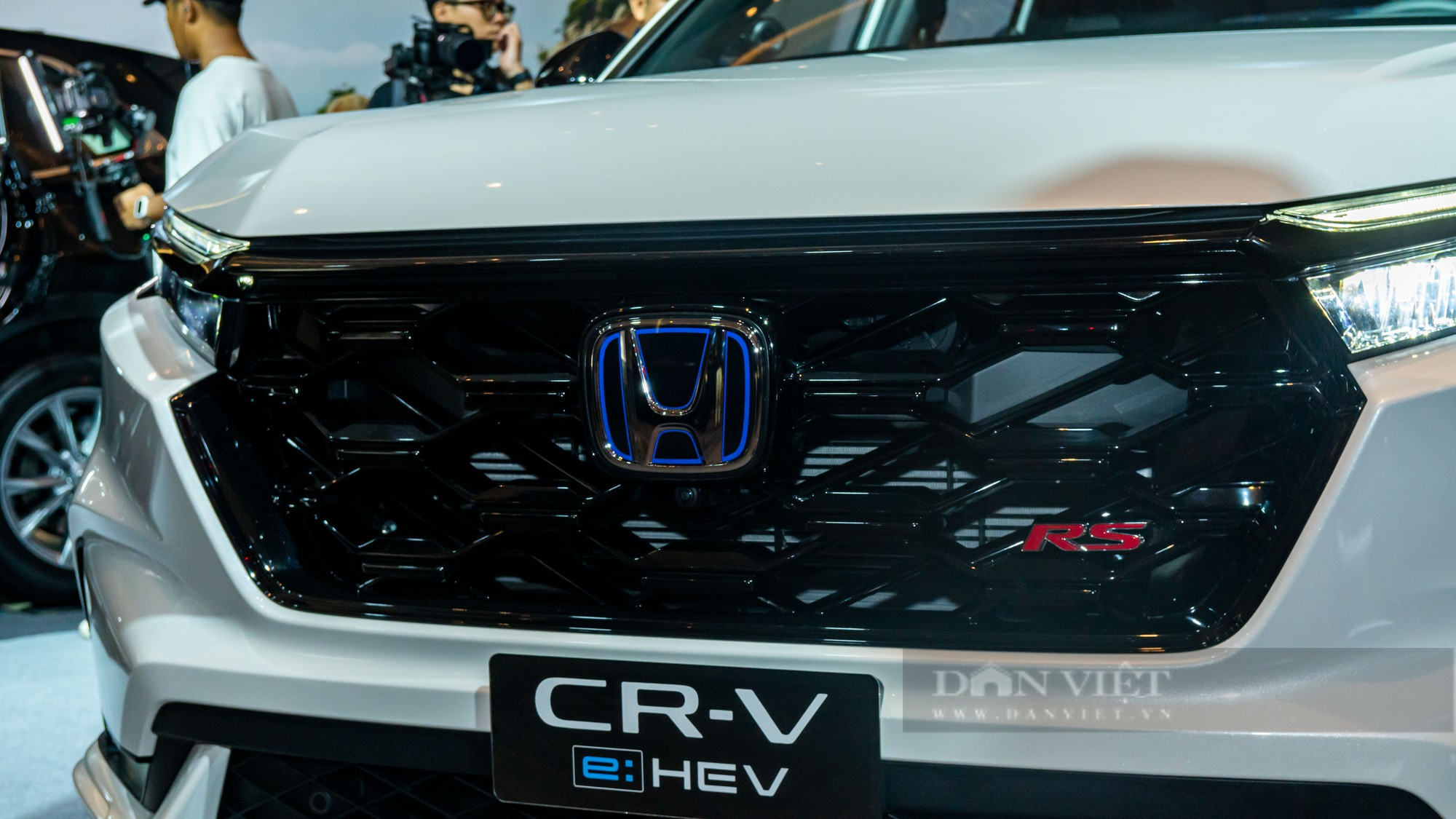 Giá xe Honda CR-V lăn bánh tháng 5/2024: Giảm không "phanh" cao hơn Mazda CX-5, Hyundai Tucson- Ảnh 4.