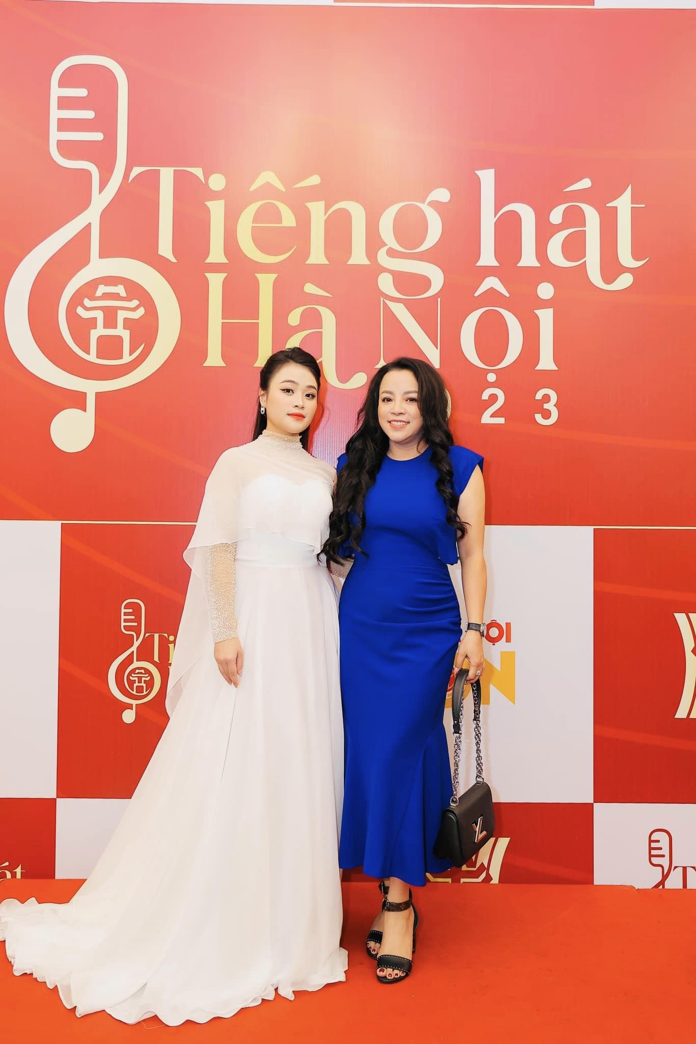 Điều bất ngờ về cô gái Hà Tĩnh 18 tuổi vừa đoạt Quán quân Tiếng hát Hà Nội 2023  - Ảnh 3.