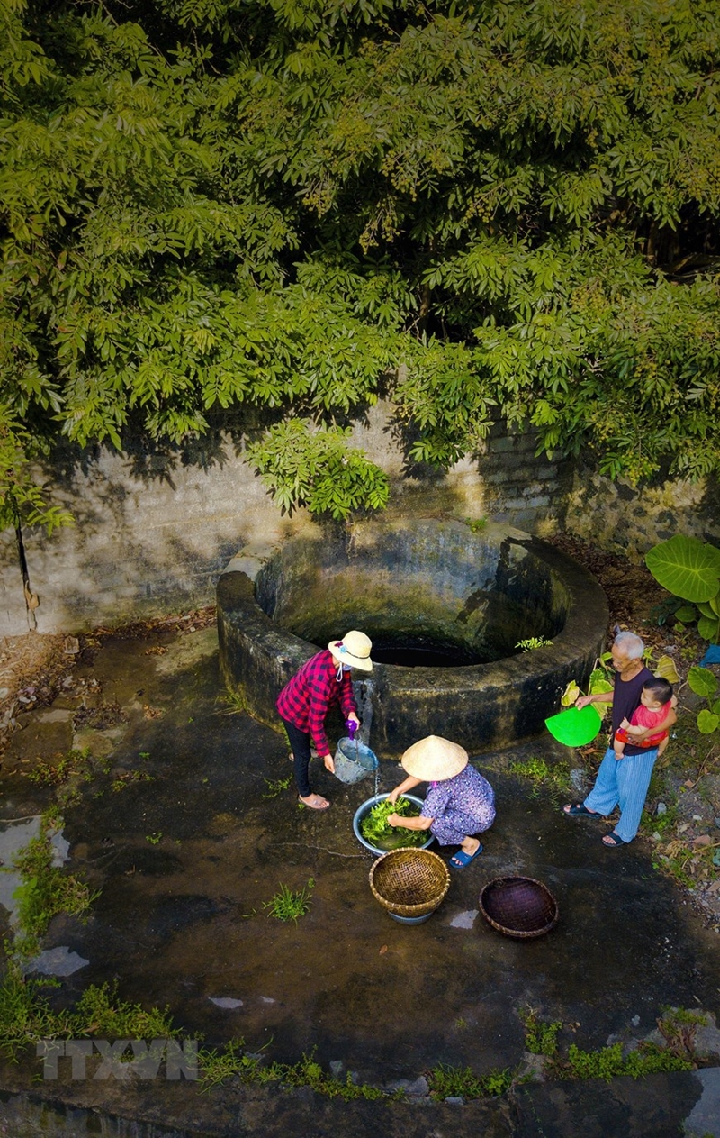 Làng cổ Hoa Lư ở Ninh Bình có những cái giếng làng đẹp như phim, nước trong văn vắt - Ảnh 5.