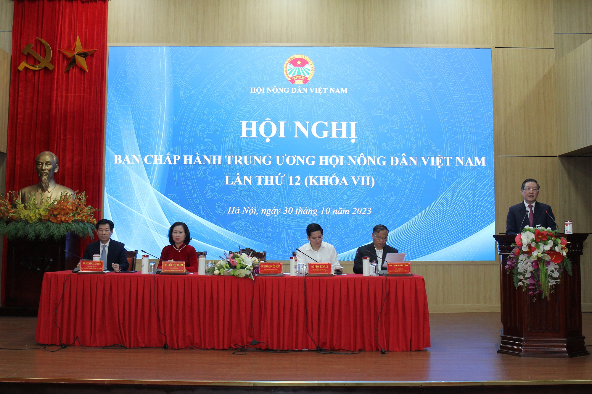 Hội nghị Ban Chấp hành T.Ư Hội Nông dân Việt Nam lần thứ 12 khoá VII: Thảo luận 4 nội dung quan trọng - Ảnh 2.