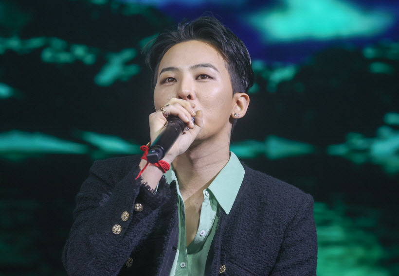 G-Dragon trình diện cảnh sát để tự &quot;minh oan&quot; trước bê bối ma túy - Ảnh 1.