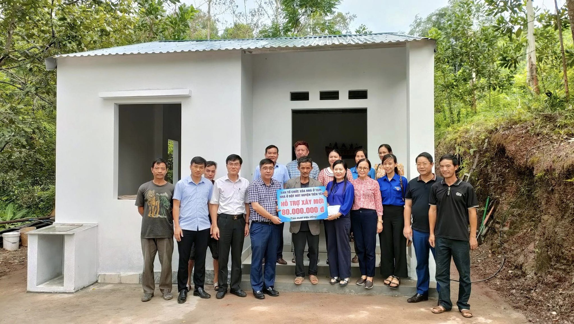 Hộ nghèo, cận nghèo ở Quảng Ninh phấn khởi khi được hỗ trợ xóa nhà tạm, nhà dột nát - Ảnh 3.