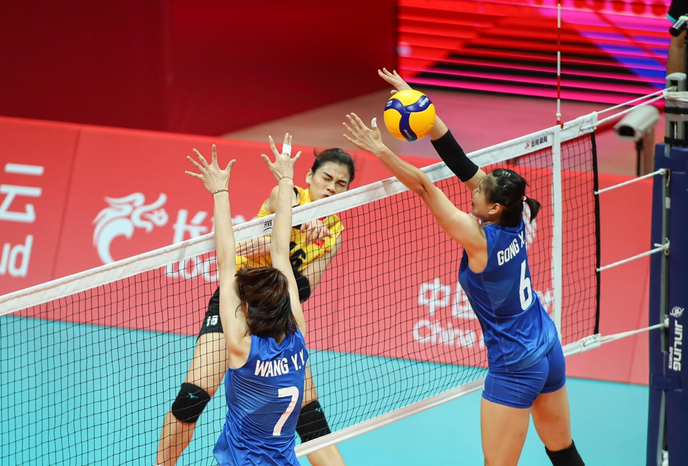 Kết quả bóng chuyền nữ ASIAD 2023: Việt Nam thất bại 0-3 trước Trung Quốc - Ảnh 1.