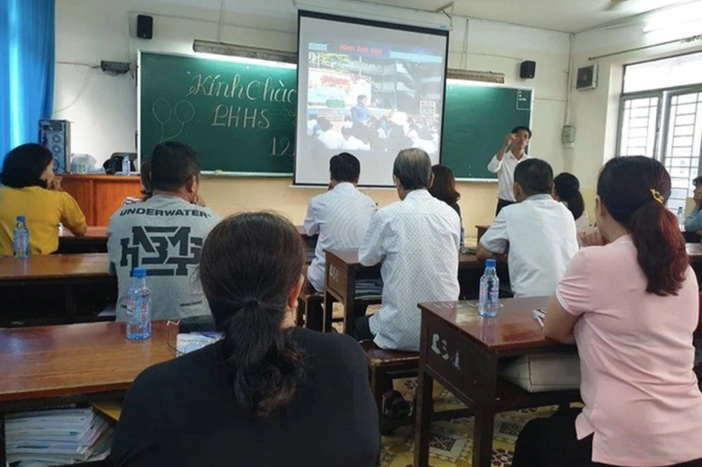 Mẹ lên tiếng cấm dạy thêm học sinh tiểu học, con được &quot;chăm sóc đặc biệt&quot; - Ảnh 2.